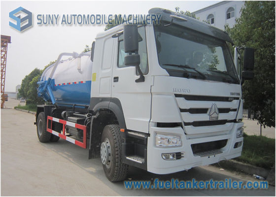 Large 12000L Q235 Vacuum Tank Truck , 6 Tyre Sinotruk HOWO Truck