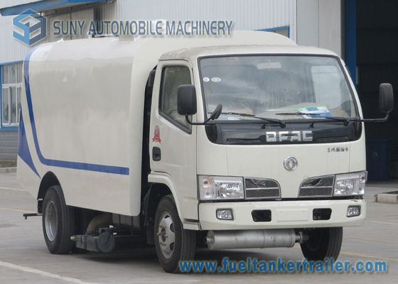 Dongfeng 3500L Road Sweeper Truck Small 4 X 2 500KG 66KW 90HP