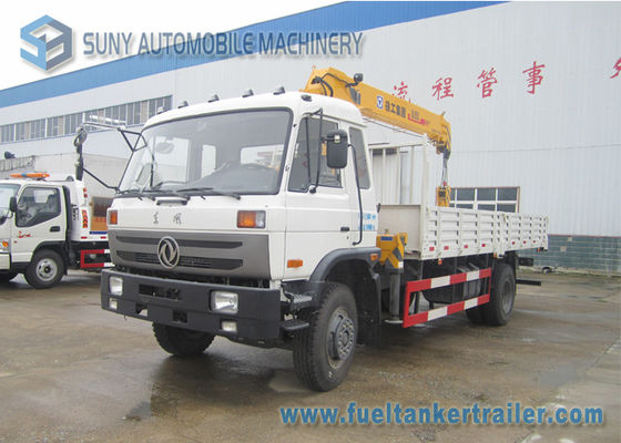 Cummins 170 HP Dongfeng 4x2 Truck With XCMG 5 T Telescopic Boom Crane